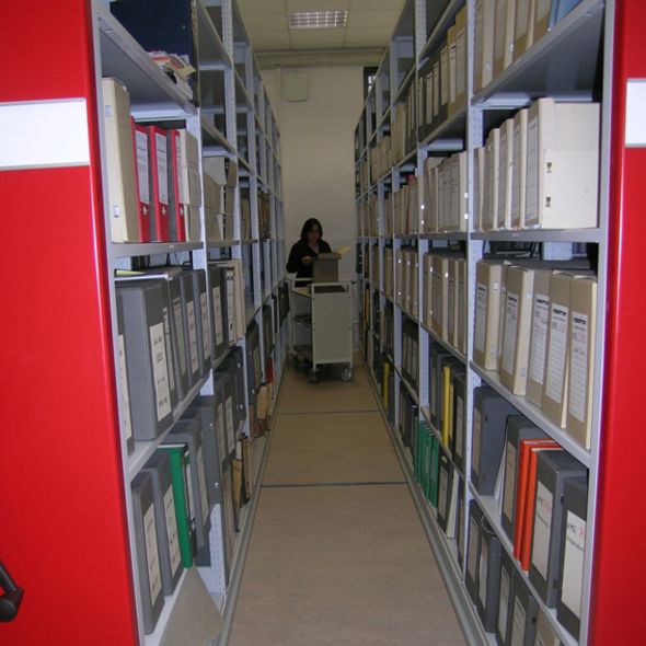 Blick in das Archiv der Gedenkstätte Sachsenhausen (Foto: GuMS)