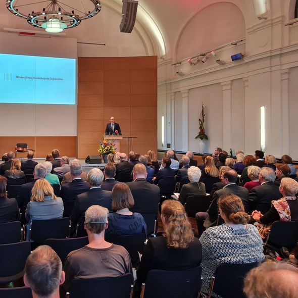 Festakt zum 30-jährigen Bestehen der Stiftung Brandenburgische Gedenkstätten in der Potsdamer Staatskanzlei (© SBG)